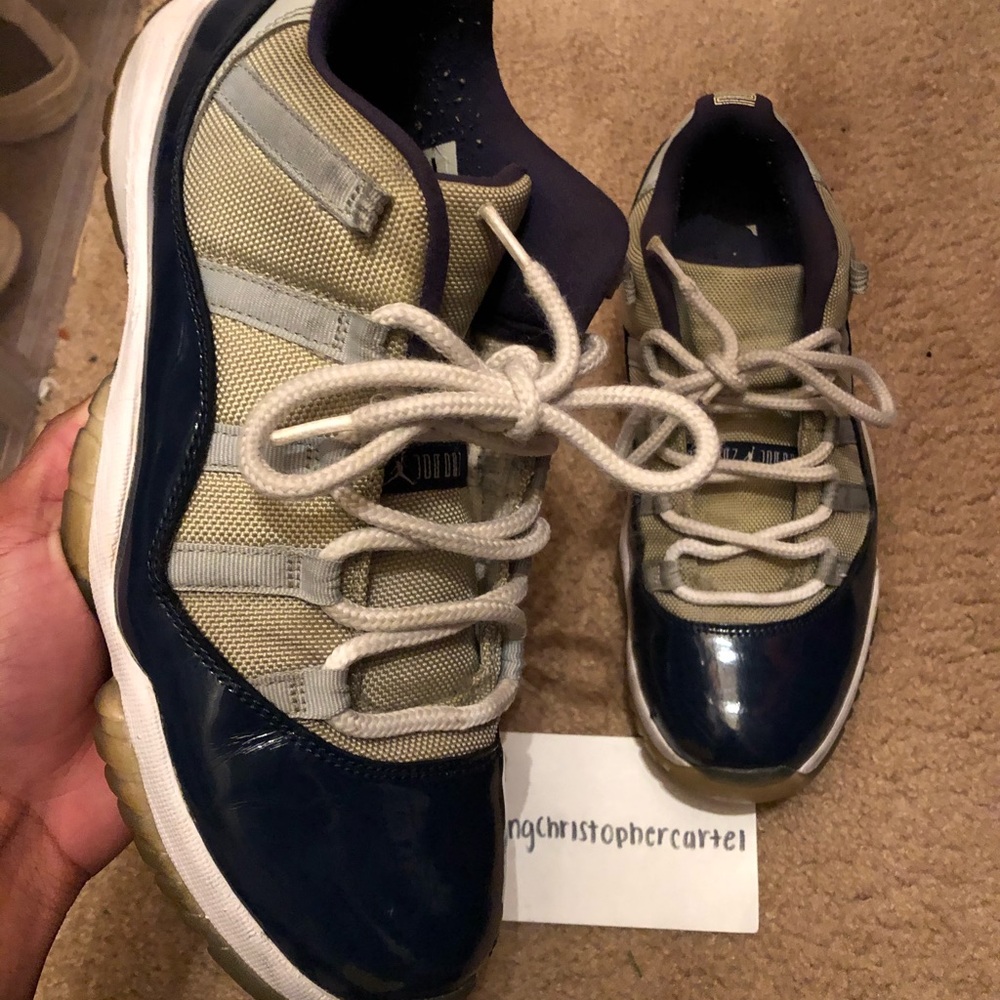Jordan 11 low “Georgetown”